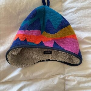 Patagonia Kids 2 for 1 Blue and Pink Winter Hat + Fleece purple with bear ears